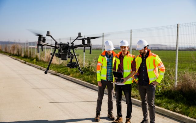 建設業界でもドローンは活躍中